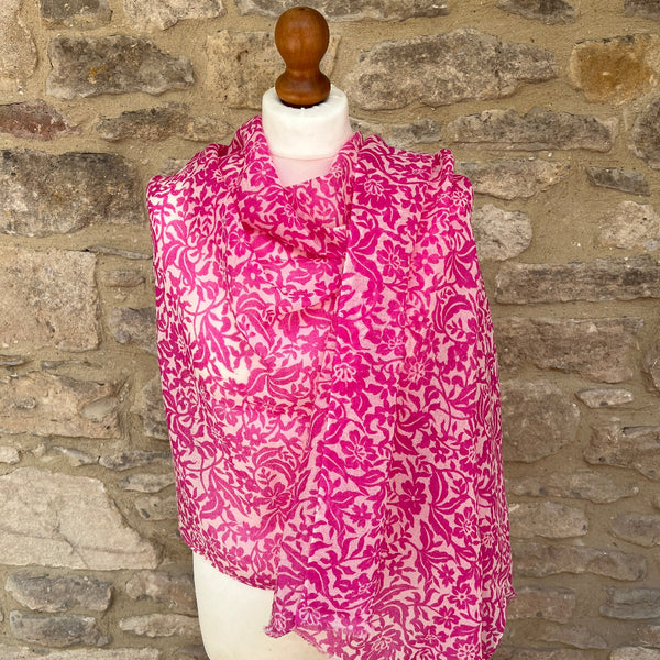 Cashmere Pashmina - Fuschia Floral