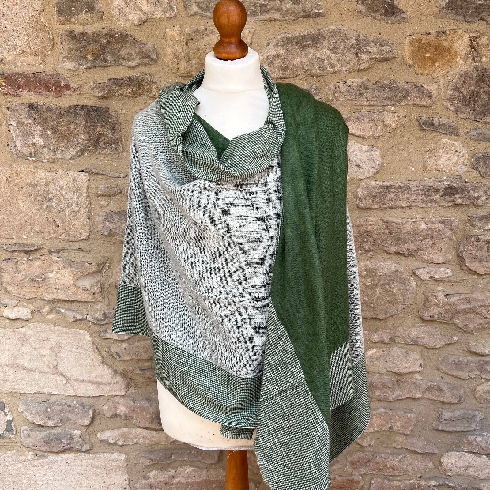 Handwoven Cashmere & Wool Reversible Pashmina - Sage Green & Grey