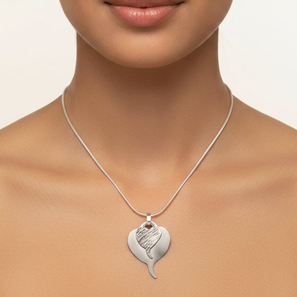 Handcrafted Silver 'Pipal Leaf' Necklace