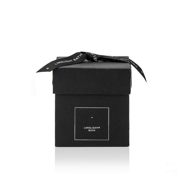 Douée -  No. 11 Amalfi Lemon, Verbena &amp; Green Citrus Candle 30cl