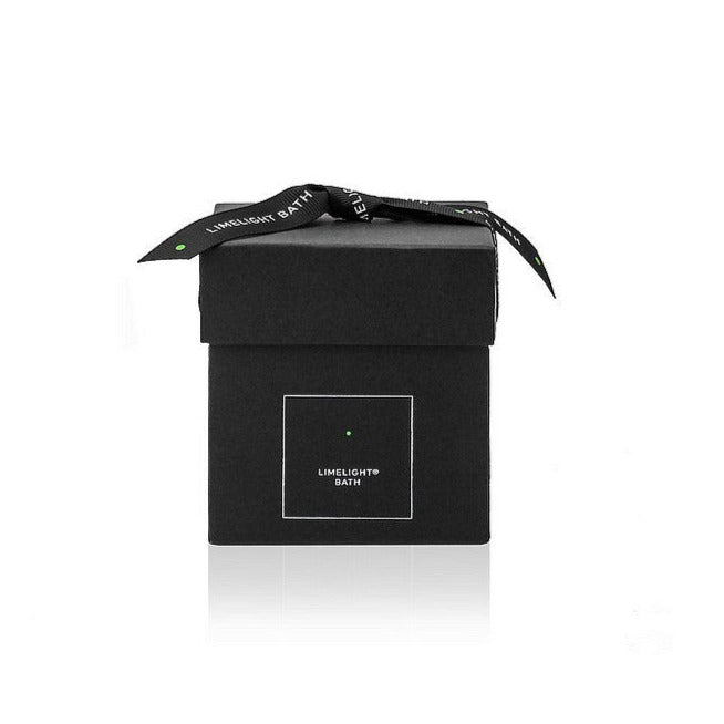 Douée -  No. 11 Sea Salt &amp; Samphire Candle 30cl