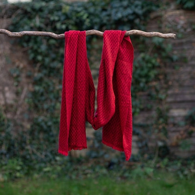 Douée -  Cashmere Scarf - Red
