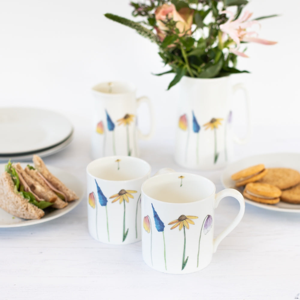 Douée -  Bone China Jug - Daisy