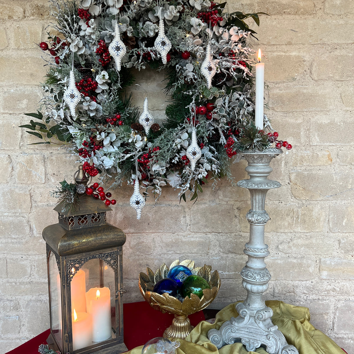 Douée -  Scandi Christmas Bauble - Large