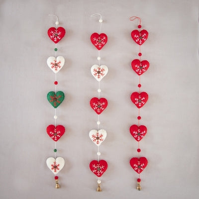 Douée -  Pure Felted Wool Embroidered &#39;Heart&#39; Garland - Red