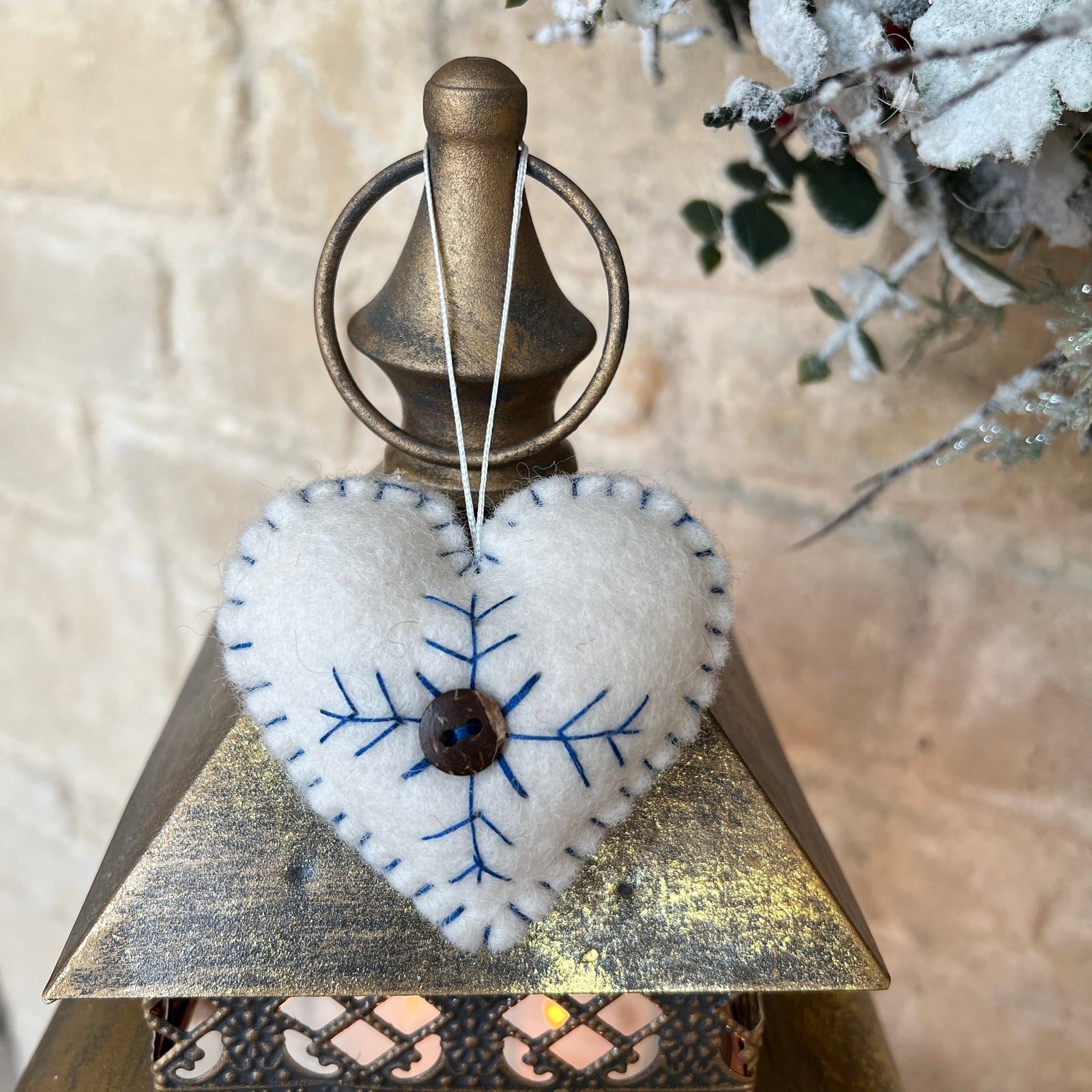 Douée -  Scandi Christmas Heart - Large