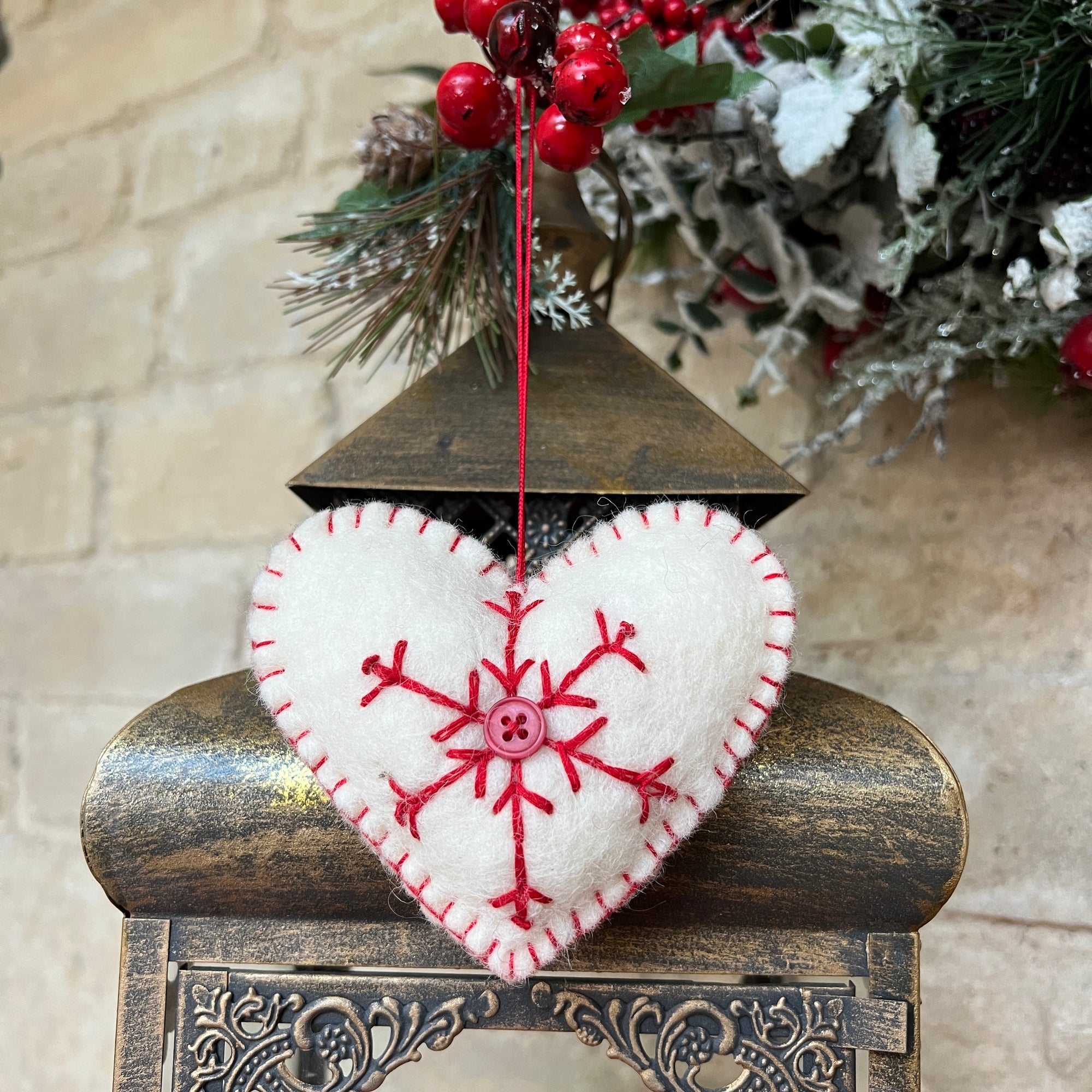 Douée -  Decorative Heart with Red Snowflake Design